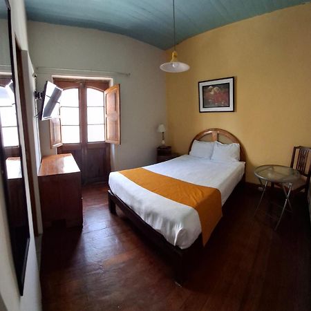 Hostal Lluvia De Oro Arequipa Zewnętrze zdjęcie