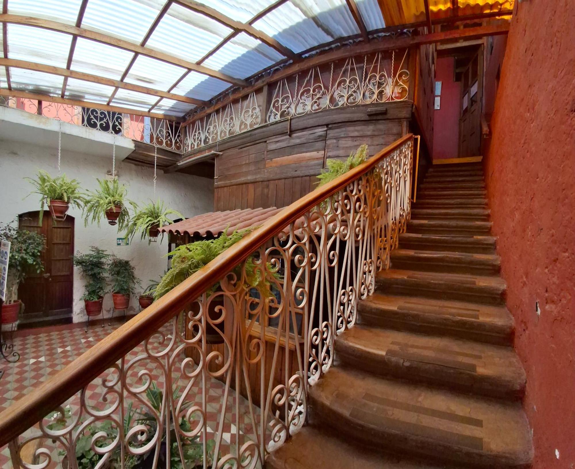 Hostal Lluvia De Oro Arequipa Zewnętrze zdjęcie